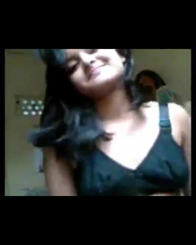 Indian Girl Flash 1