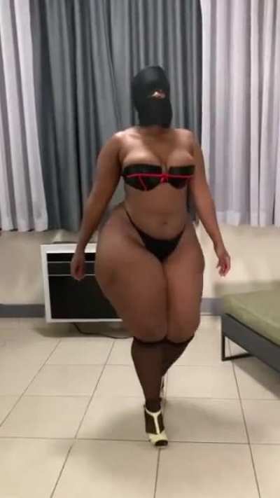 Massive MotherLand Ass 🌍🍑🤤😻😍<wbr>❤️