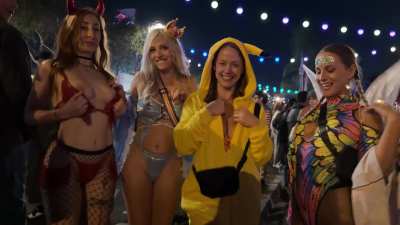 West Hollywood is crazy on Halloween night 🎉