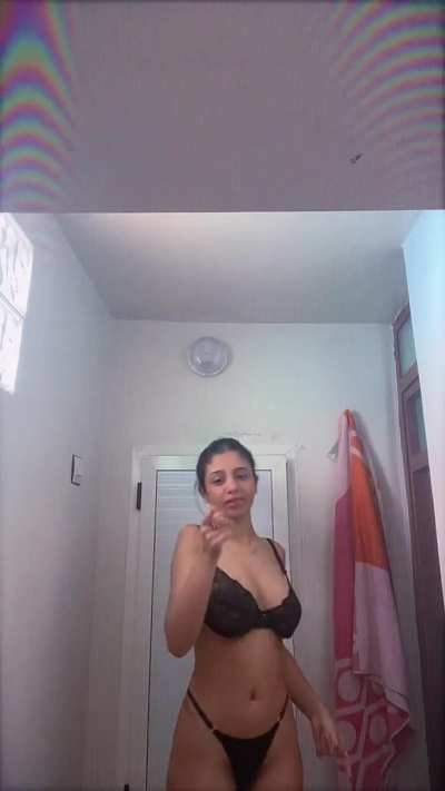 I'm home alone.. please cum over