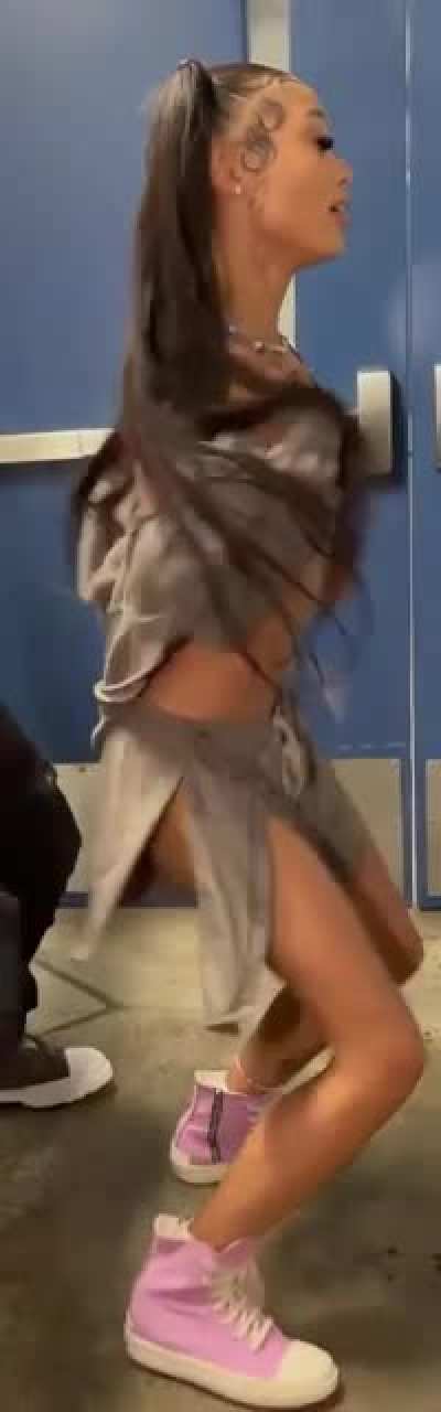 Nipslip 👀👀