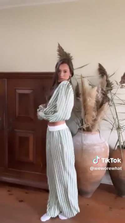 Brunette 