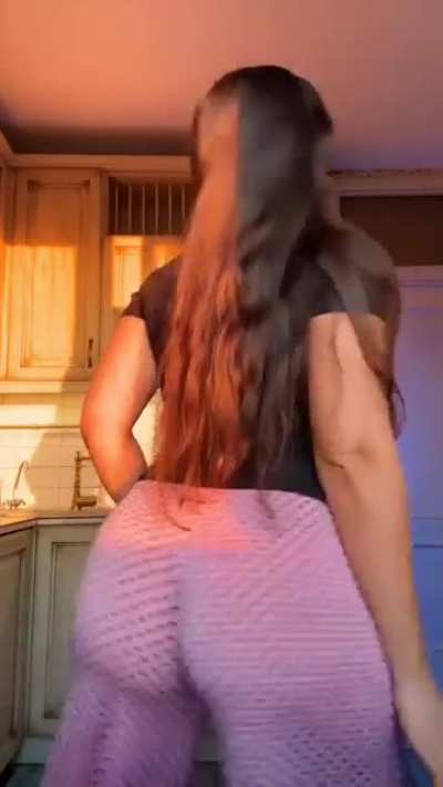 dem pants