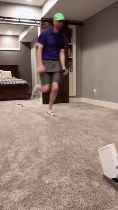 This guy making some crazy trickshots