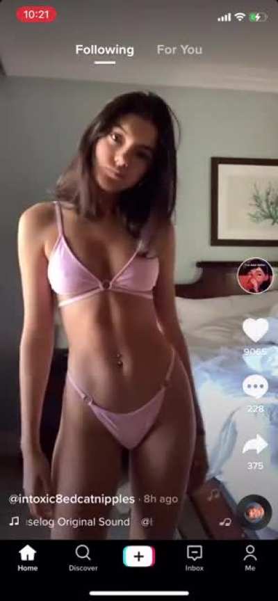 She’s a dime