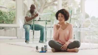 Glue ad