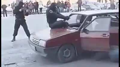 Bomba yüklü araca müdahale