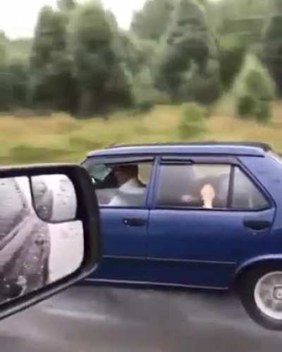Yine ülkemizden nadide bir eser düşmüş aq