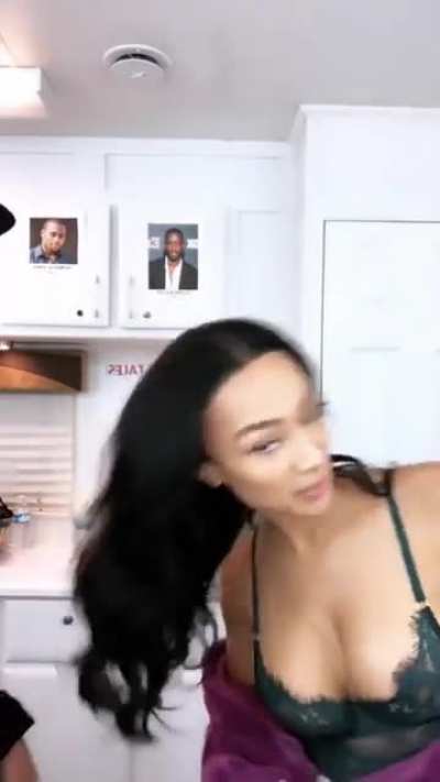 WOW