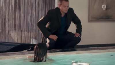 Marie Bendig - Tatort: Söhne und Väter (DE2017) - interior pool