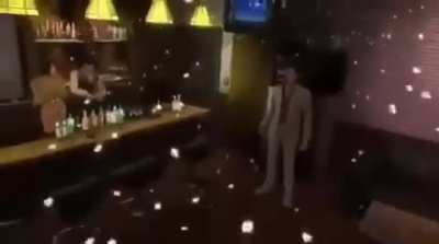 Moldy Kiryu singing