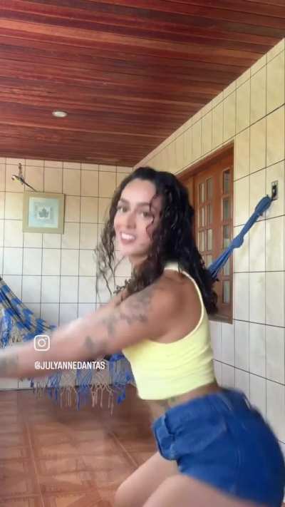 Julyanne Dantas rabuda gostosa