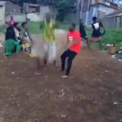 🕺