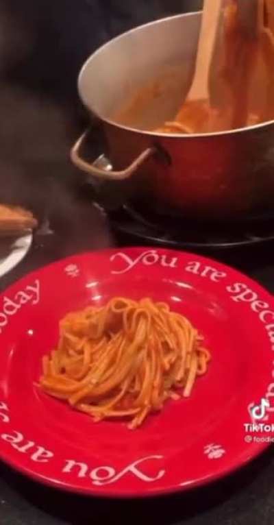 Spaghetti wholesomeness