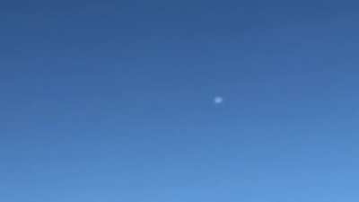What a plane looks like from a plane with an iPhone X