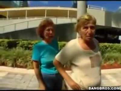 Eskilerden - Bangbros Teyzeler