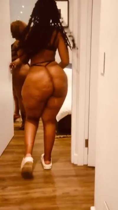 Round & Round