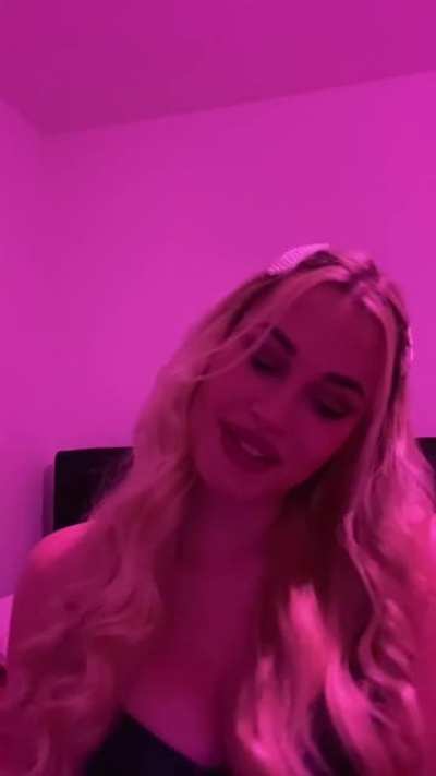 👅