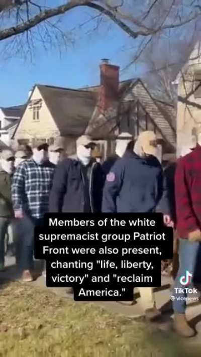 Patriot front and other far-right groups target drag event