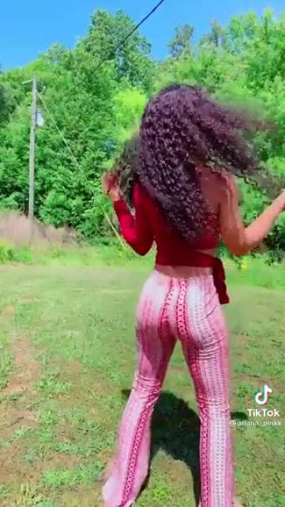 I'm just saying 👀🍑