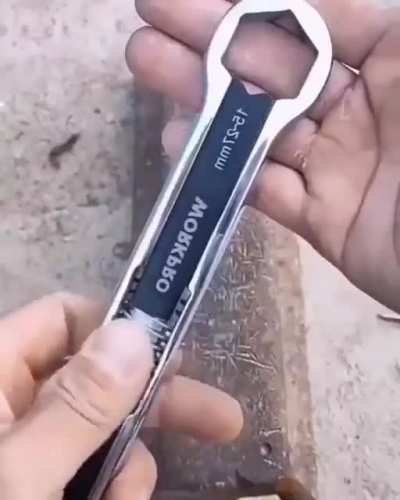 А хочешь я подарю тебе гаечный ключ 11х15 ??
