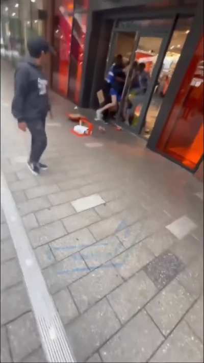 Sneaker Snatchers