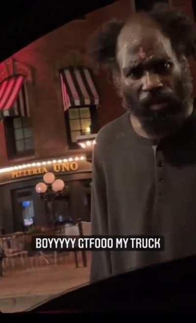 Old head had bars last night 😂 my boy in Chicago sent me this shit