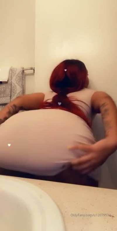 Fat ass clapping