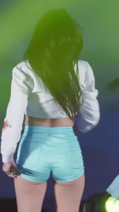 Momoland Yeonwoo