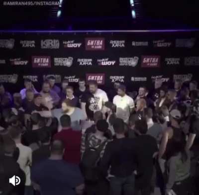 Slapping contest
