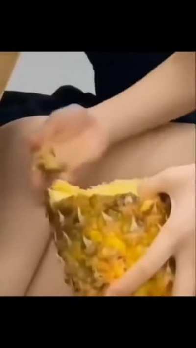Сильная девушка