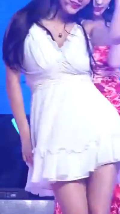 JIHYO Queen