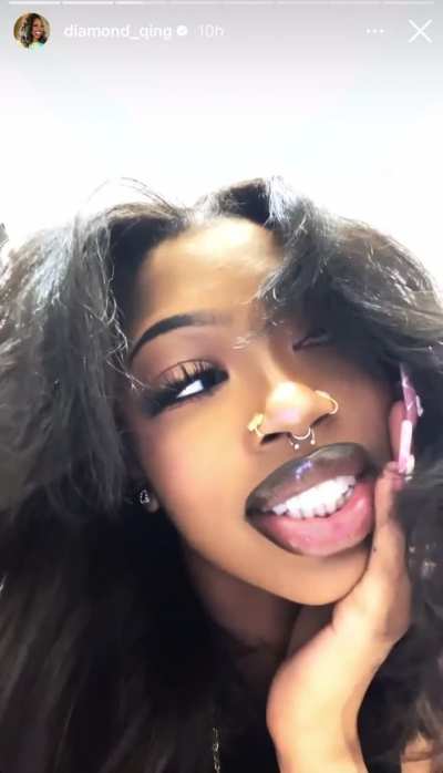 👄👄