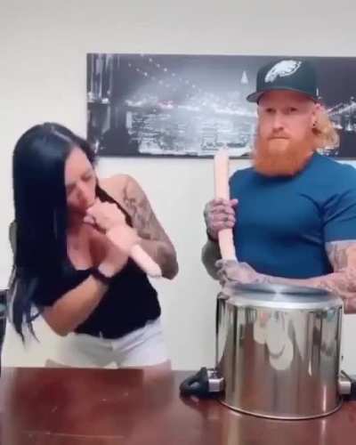 А вы ноктюрн сыграть могли бы?