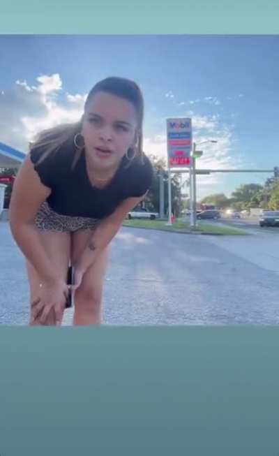 Matt from Hornblasters got hit, girl makes up her own reality (language)
