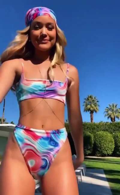 Stunning Olivia 