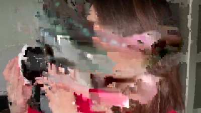 Lin Asmr, otro video Lamiendo.