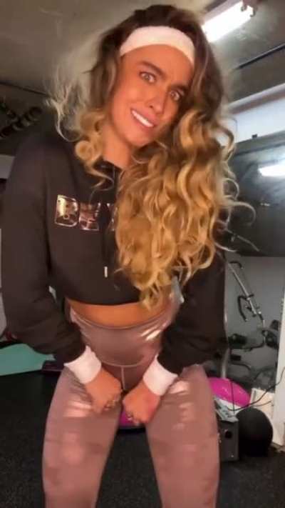 Pulling the camel toe out of her pussy