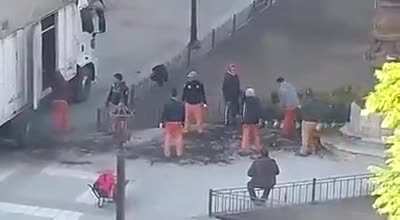 Vecinos enojados porque se demoran las obras: 
