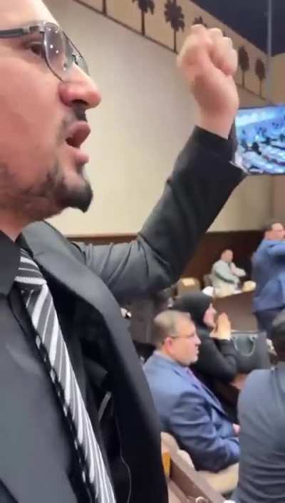 In Iraqi parliament, shouts of 