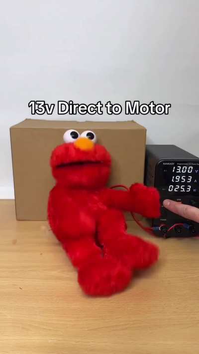 Poor Elmo 😔 [Credits: lordofnerds_ on IG]