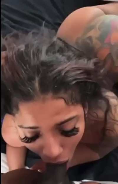 She suckin real 🍆 now?