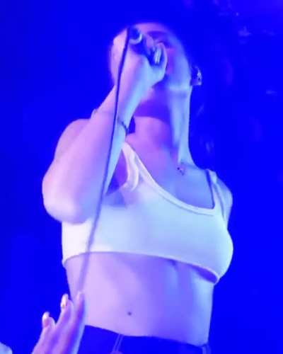 On Stage dancing