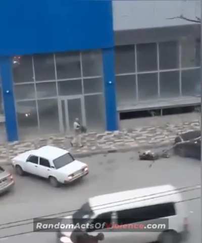 MAN LOSES CUSTODY BATTLE BEGINS KILLING RANDOM PEOPLE ON THE STREET!