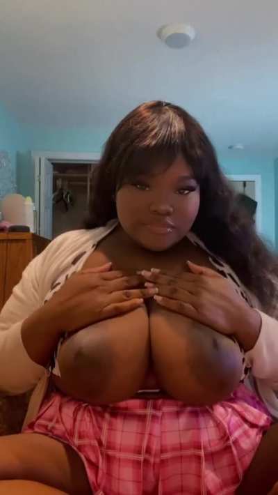 21 • A lil shy, but I just love this sub!!<wbr>💕🍼✨🍓☁<wbr>️ (wait 3 secs for tits)