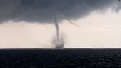 Huge rope waterspout in the Black Sea today.. 🌪