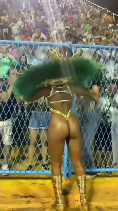 Iza