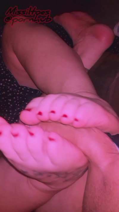 Foot job with my liitle feet