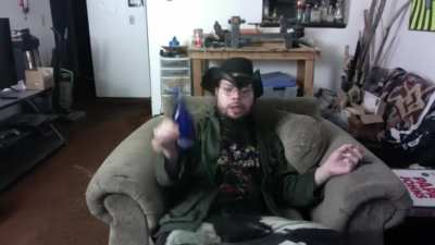 Chair bugs gettin drunk tonight toobz!! (1/3/23 pizza hack rant)