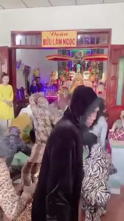 越南寺庙奇<wbr>观
